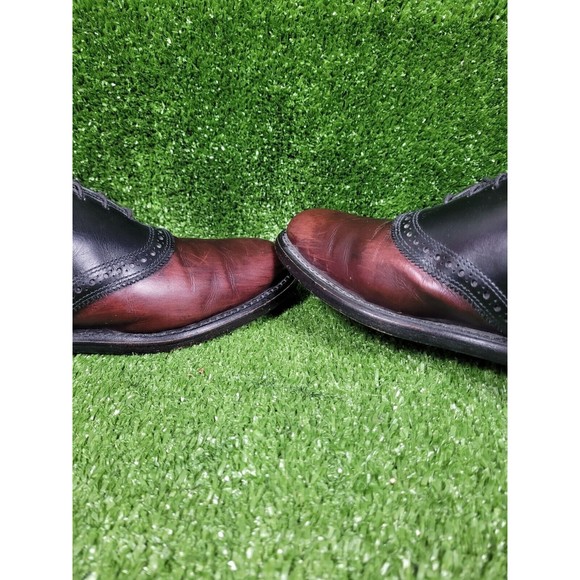 Men's Two-Tone Leather Dress Shoes - Picture 5 of 14